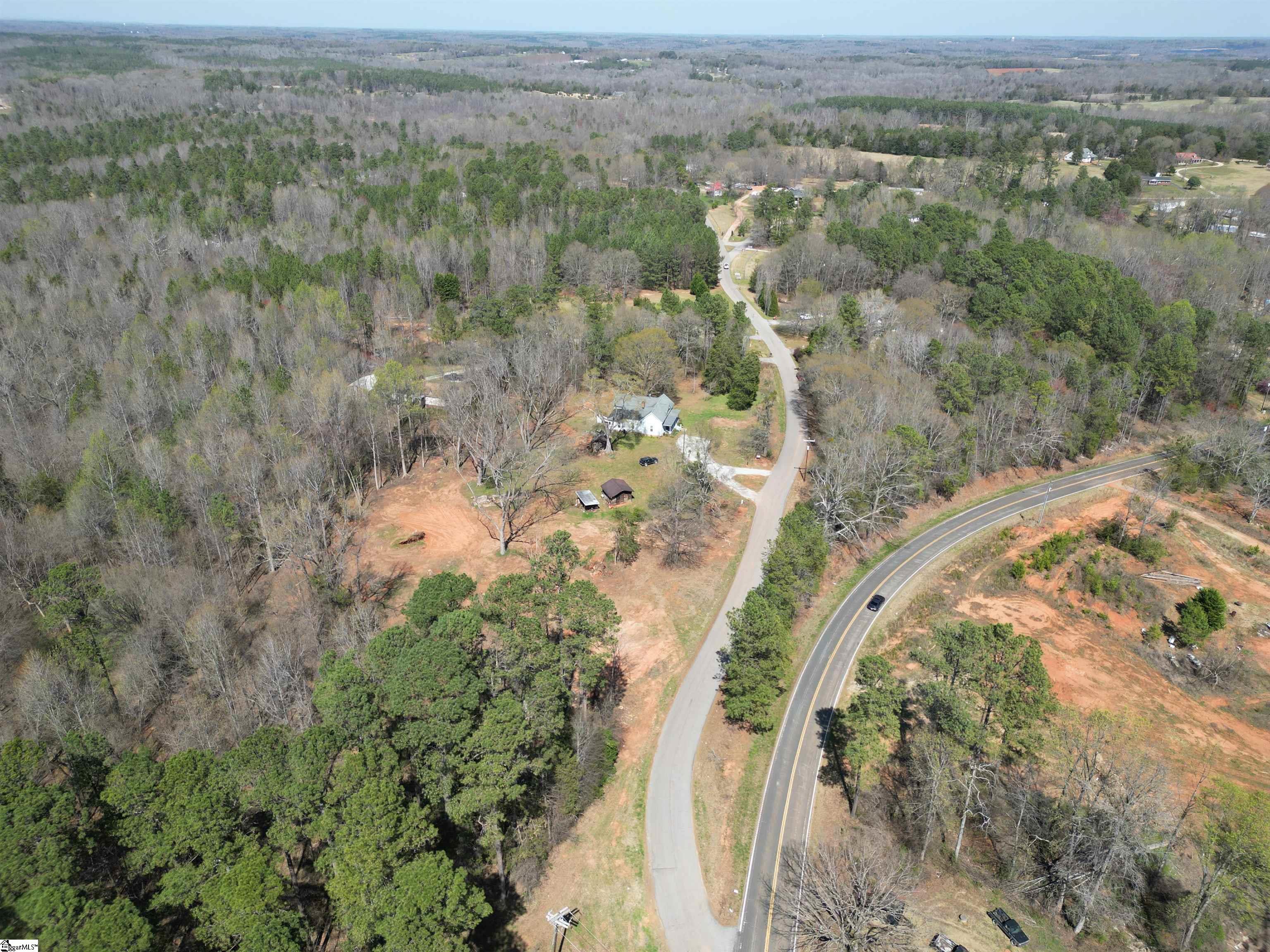 85 B Cooks Bridge Road Fountain Inn, SC 29644 - Photo 3 of 10