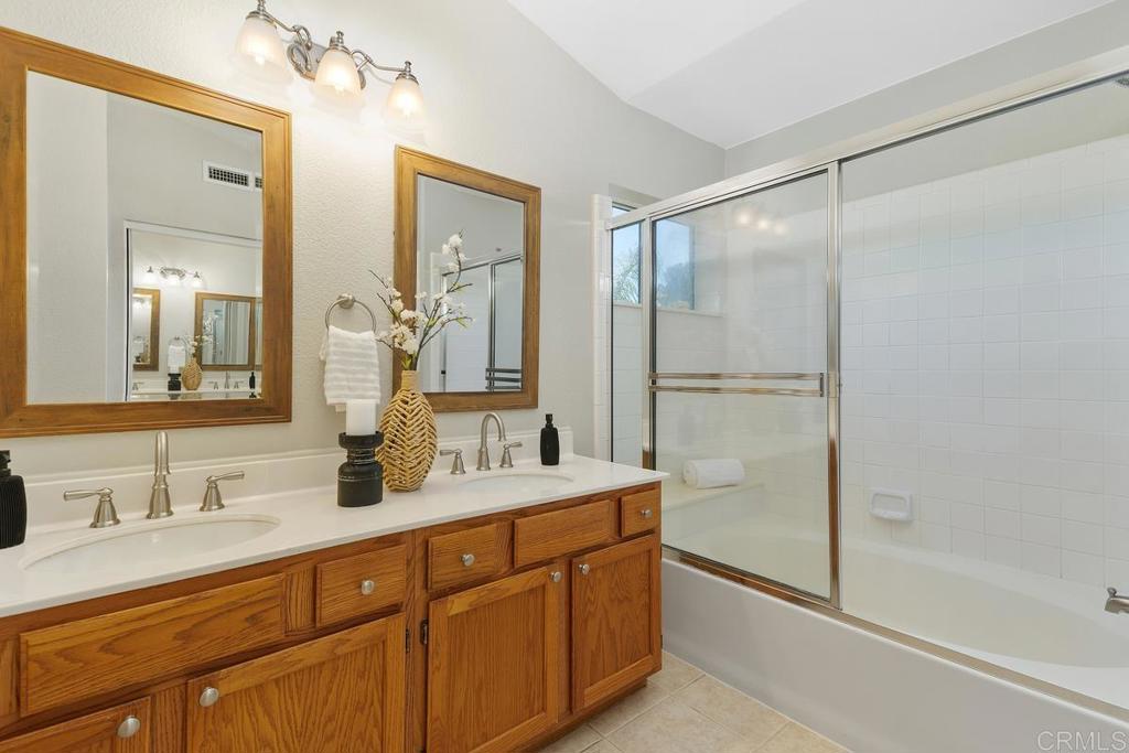 32175 Vía Flore Temecula, CA 92592 - Photo 22 of 33