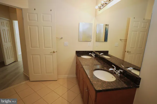 $2,400 | 611 Masterson Court, Ewing, NJ 08618