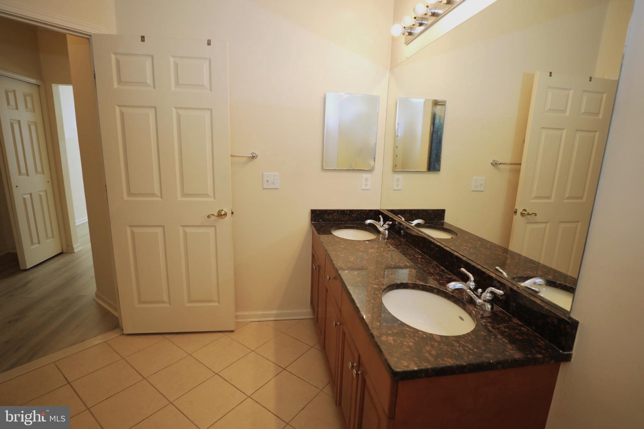 611 Masterson Court Ewing, NJ 08618 - Photo 12 of 26