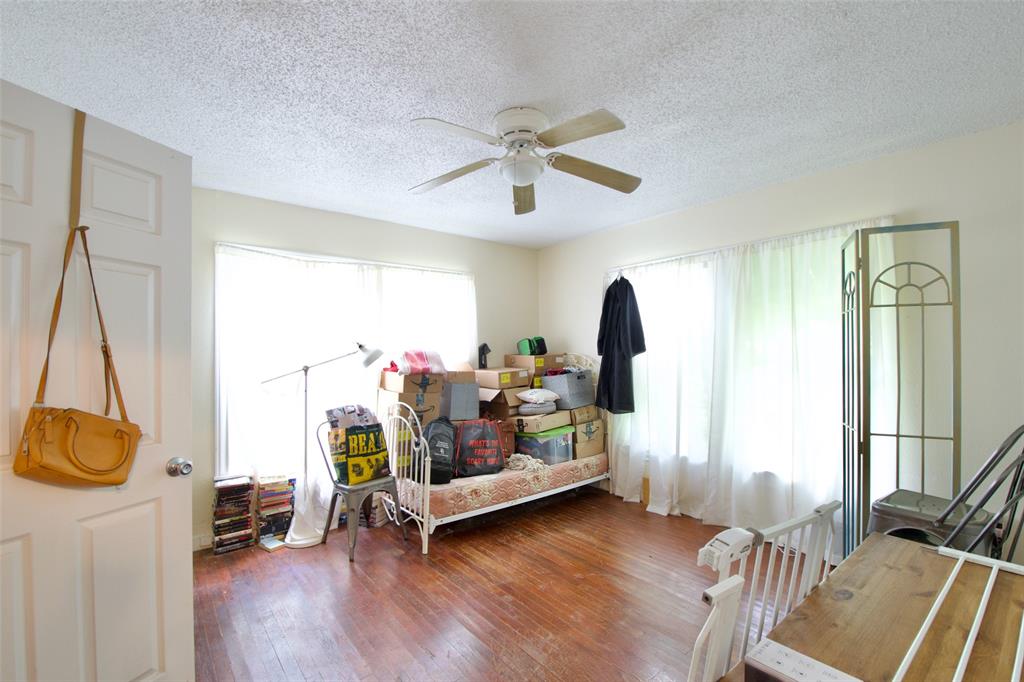 2224 Live Oak Avenue Waco, TX 76708 - Photo 12 of 19