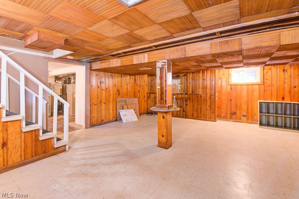 908 Herrick Road Cleveland, OH 44108 - Photo 31 of 32 Gallery Image 31