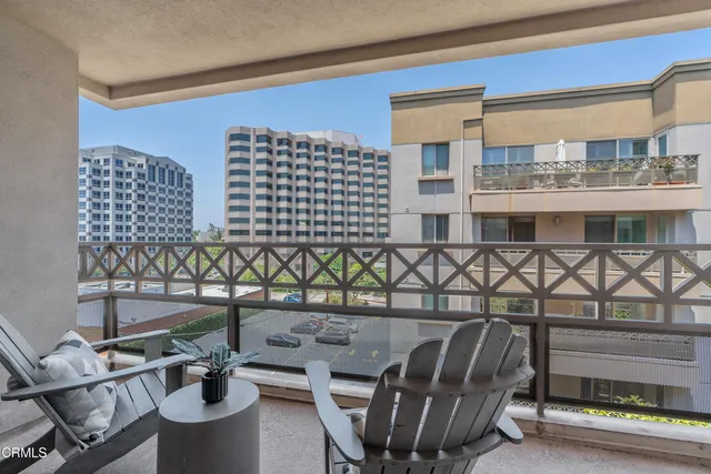 $899,000 | 931 East Walnut Street, Unit 508, Pasadena, CA 91106