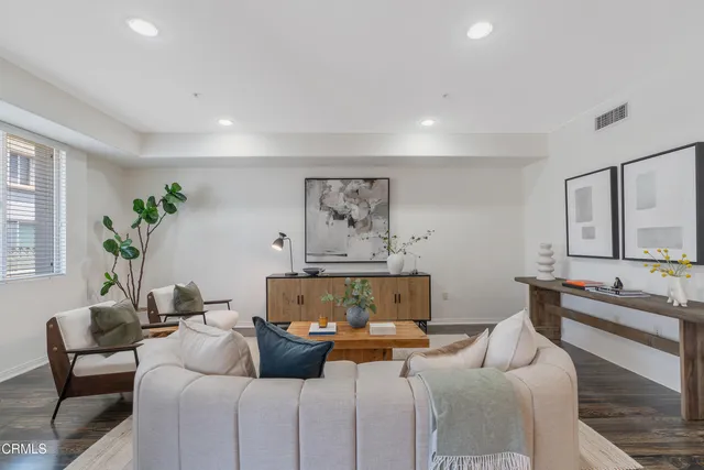 $899,000 | 931 East Walnut Street, Unit 508, Pasadena, CA 91106