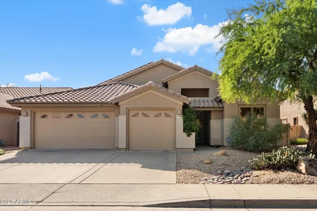 $730,000 | 4825 East Kirkland Road, Phoenix, AZ 85054