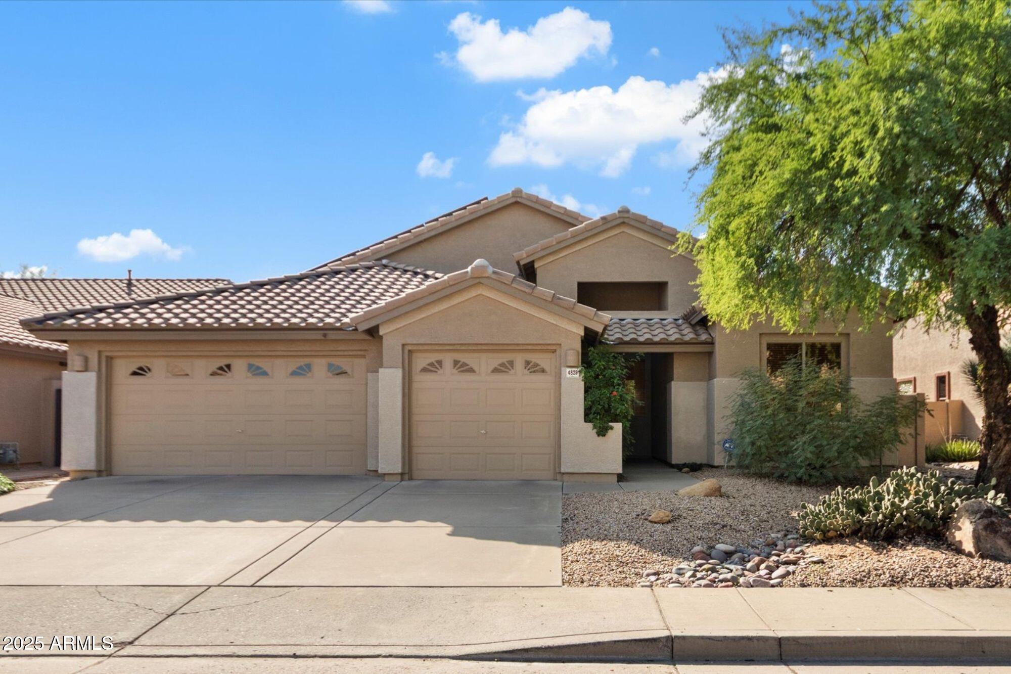 4825 East Kirkland Road Phoenix, AZ 85054 - Photo 1 of 30 4825 E Kirkland Rd