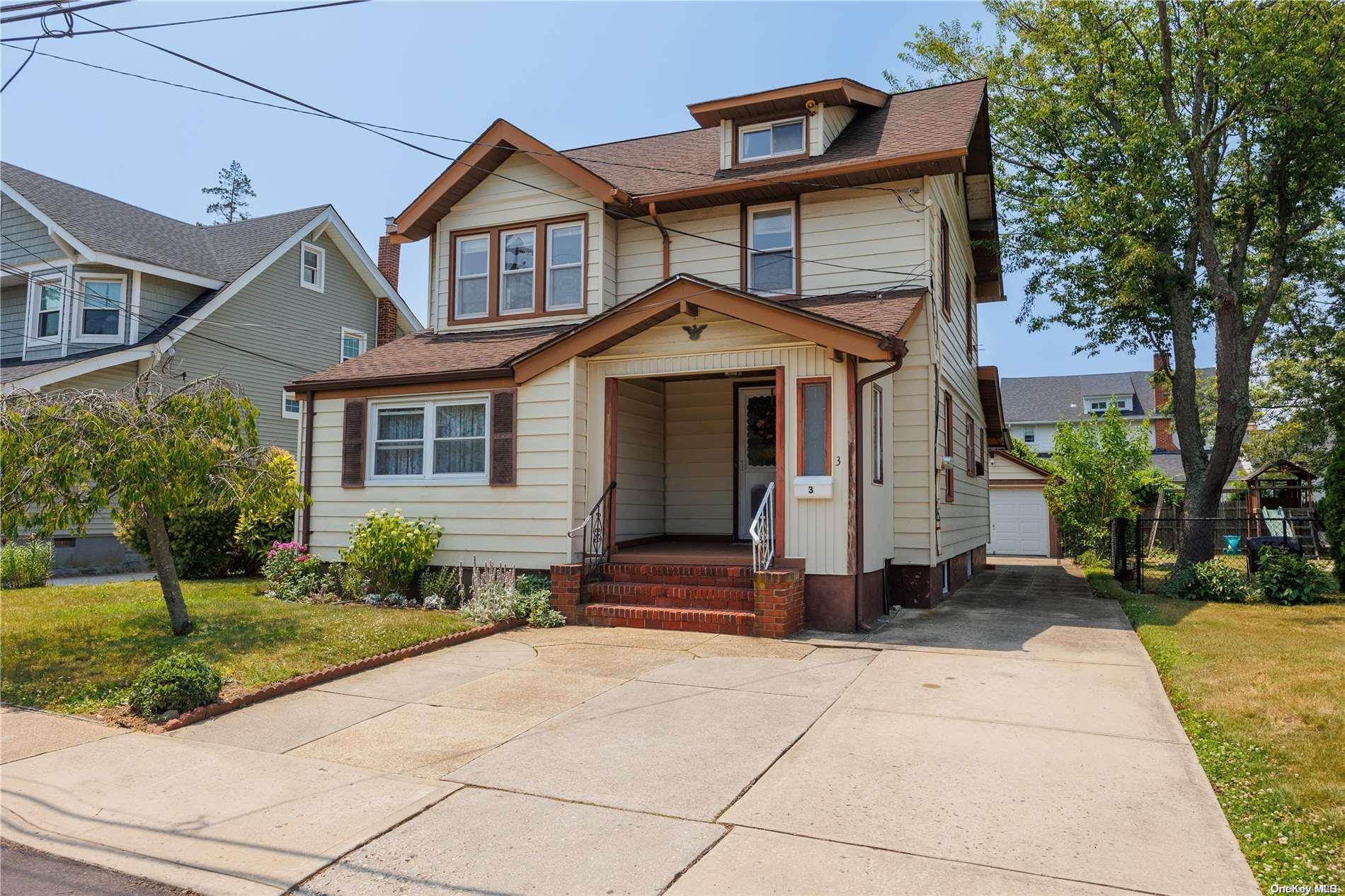 3 Samuel Lynbrook, NY 11563 - Photo 1 of 1