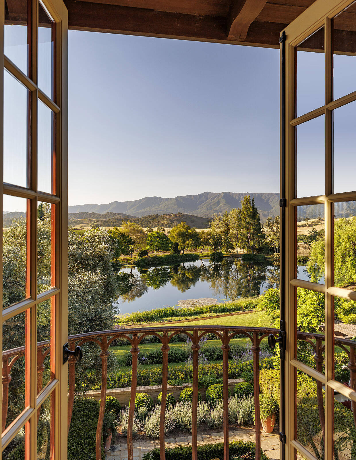 1620 Westerly Road Santa Ynez, CA 93460 - Photo 22 of 41 Primary suite views