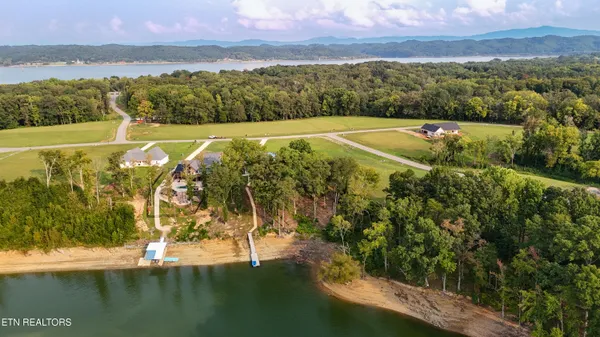 $325,000 | Lot 38 English Mountain Pointe Point, White Pine, TN 37890