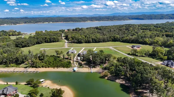 $325,000 | Lot 38 English Mountain Pointe Point, White Pine, TN 37890