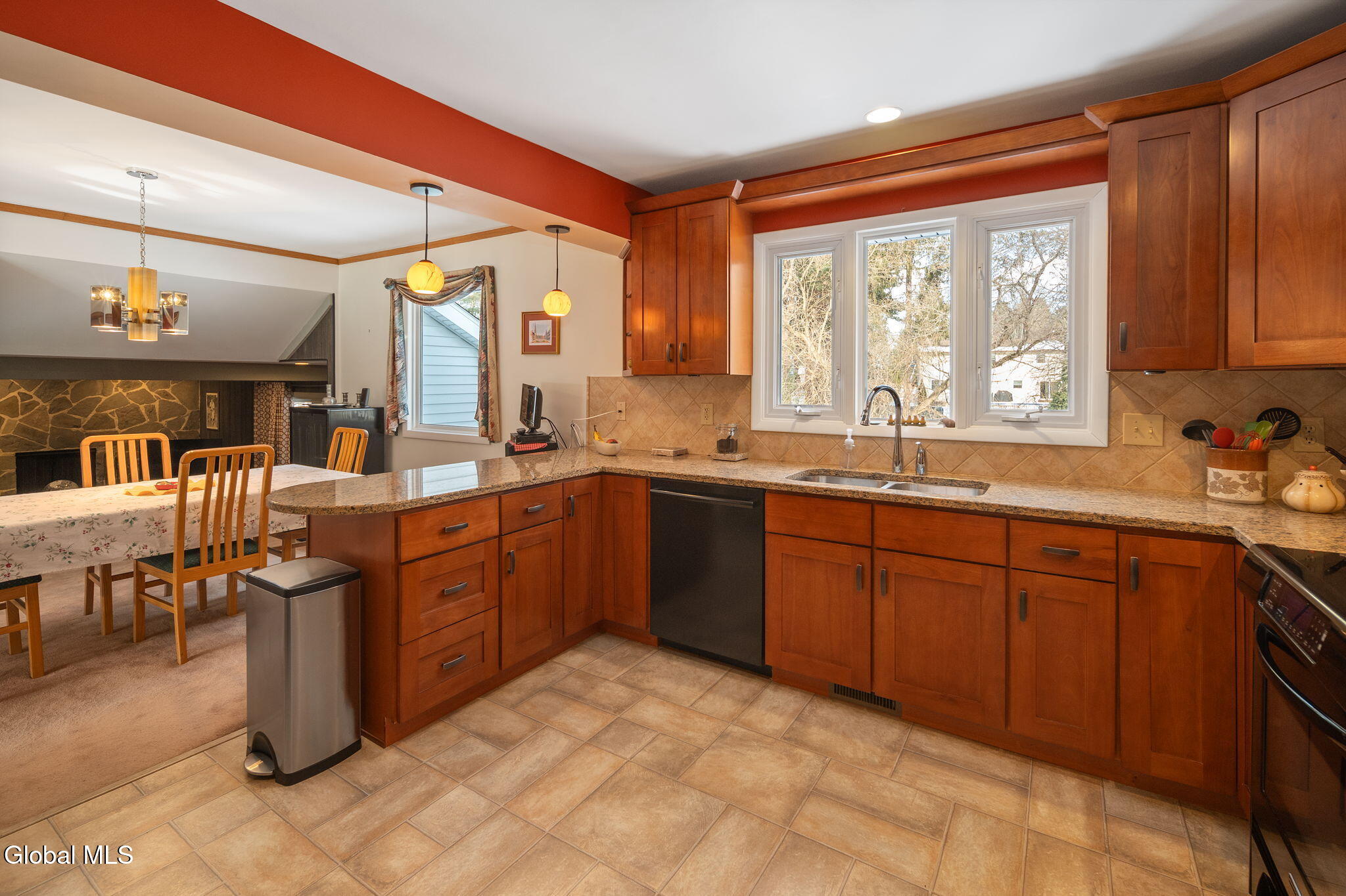 751 Carlton Road Clifton Park, NY 12065 - Photo 11 of 39 12-751CarltonRd_12