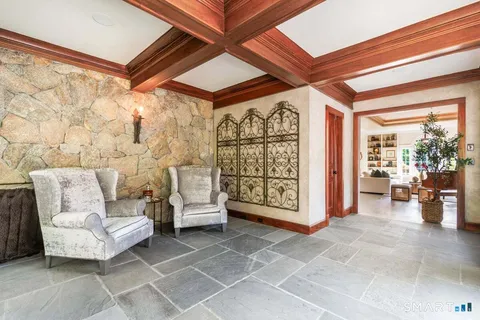 $4,395,000 | 83 Long Lots Road, New Canaan, CT 06840