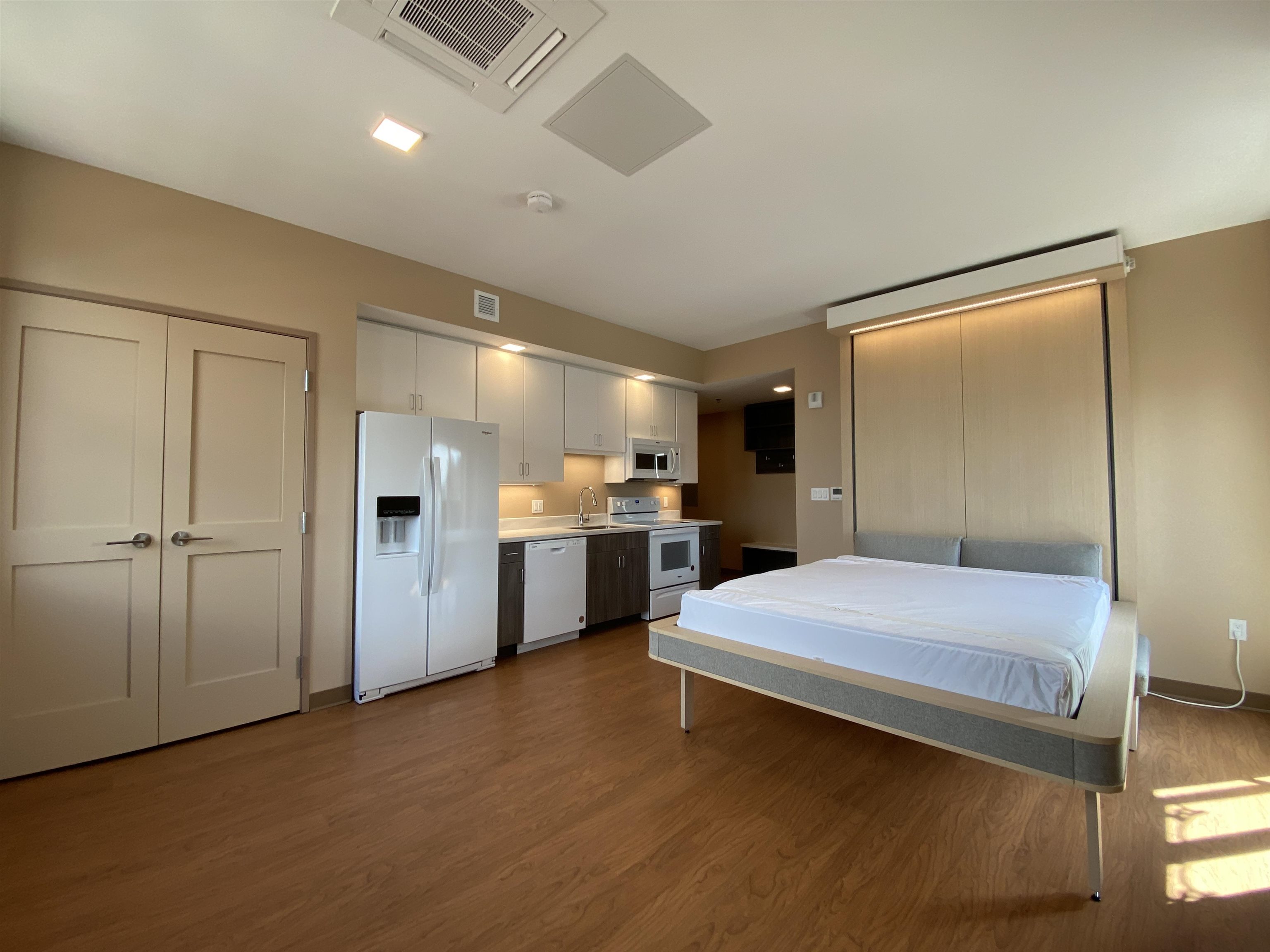 83 Hanover Street, Unit 509 Manchester, NH 03101 - Photo 27 of 53