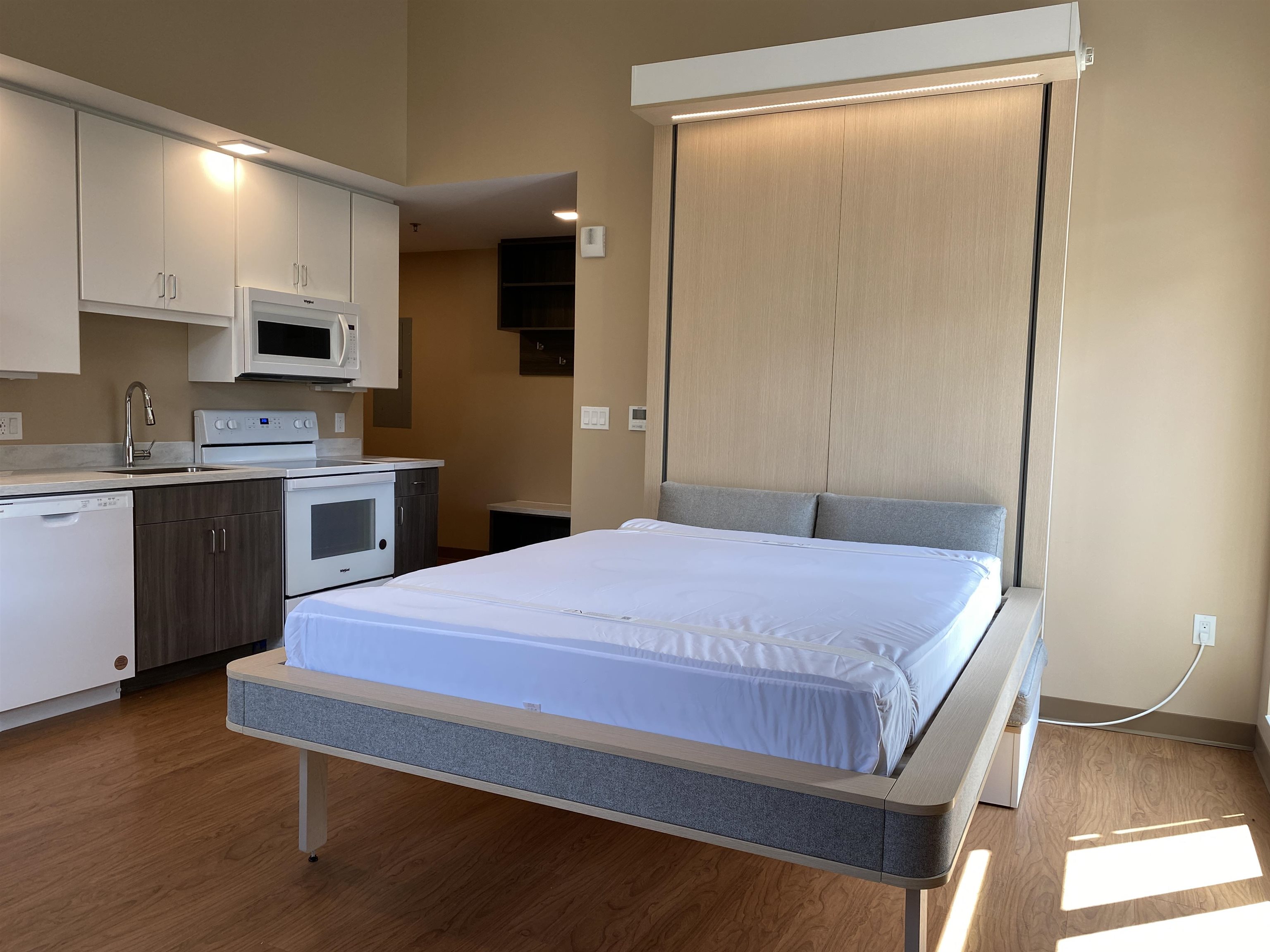 83 Hanover Street, Unit 509 Manchester, NH 03101 - Photo 36 of 53