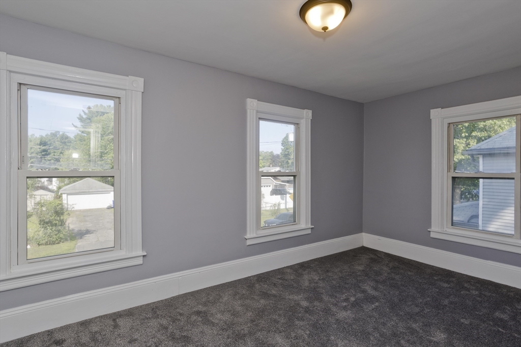 11 Nathaniel Street Springfield, MA 01109 - Photo 12 of 17 Gallery Image 12