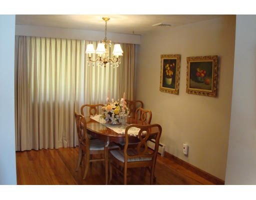 23 Fenwick Road Chelmsford, MA 01824 - Photo 3 of 6