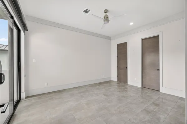 $2,580,000 | 14 Kingscote Way, The Woodlands, TX 77382