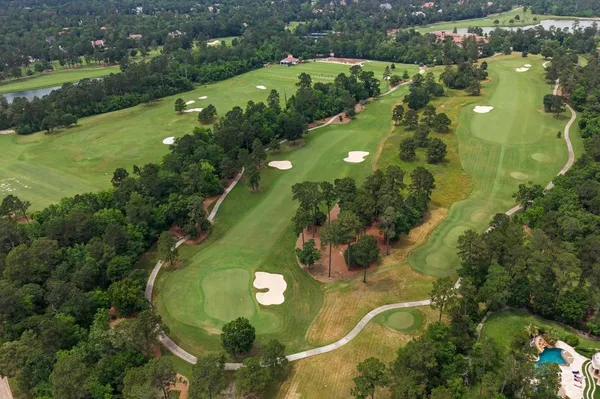 $2,580,000 | 14 Kingscote Way, The Woodlands, TX 77382