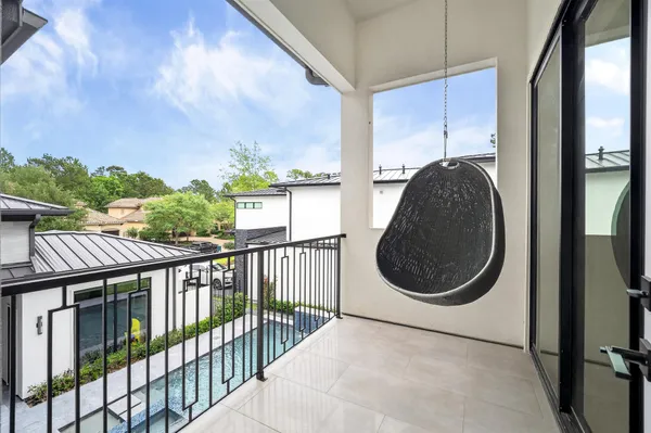 $2,580,000 | 14 Kingscote Way, The Woodlands, TX 77382