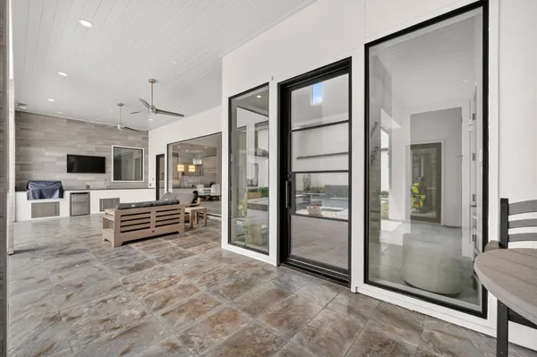 $2,580,000 | 14 Kingscote Way, The Woodlands, TX 77382