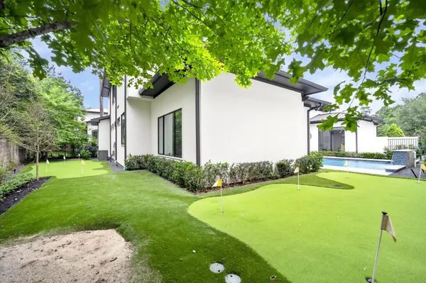 $2,580,000 | 14 Kingscote Way, The Woodlands, TX 77382