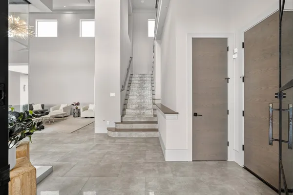 $2,580,000 | 14 Kingscote Way, The Woodlands, TX 77382