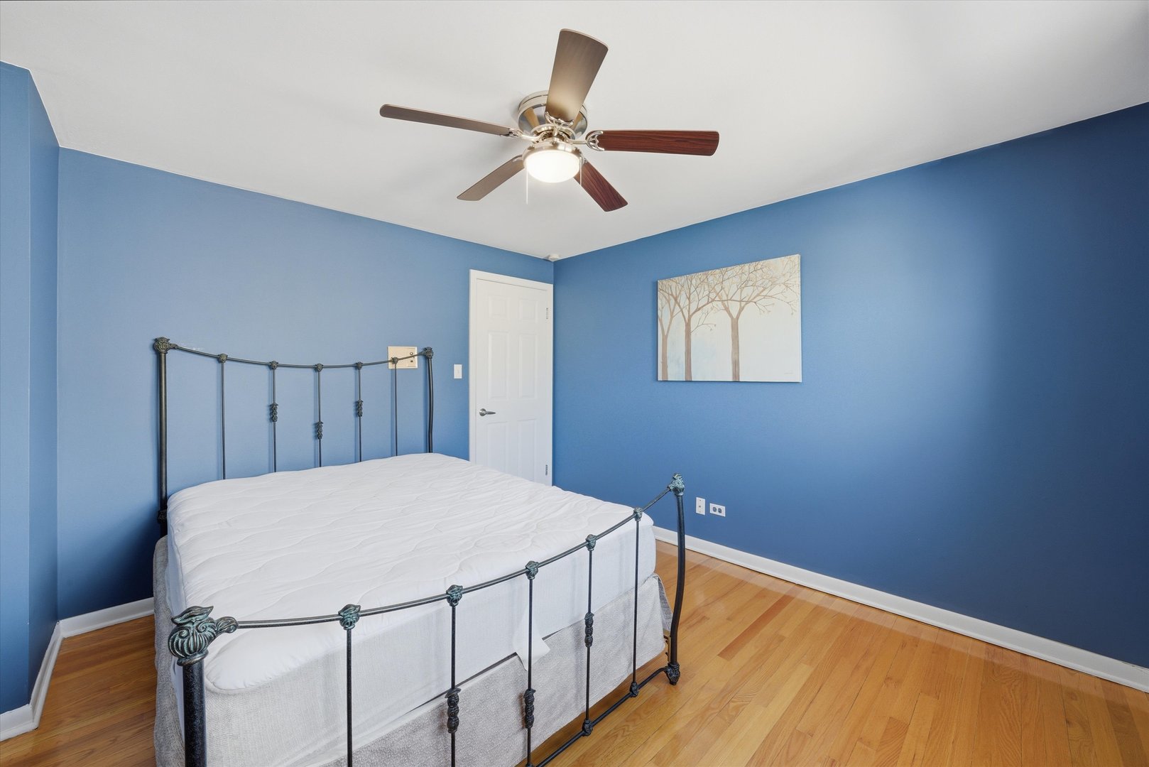 8215 Austin Avenue Burbank, IL 60459 - Photo 18 of 59