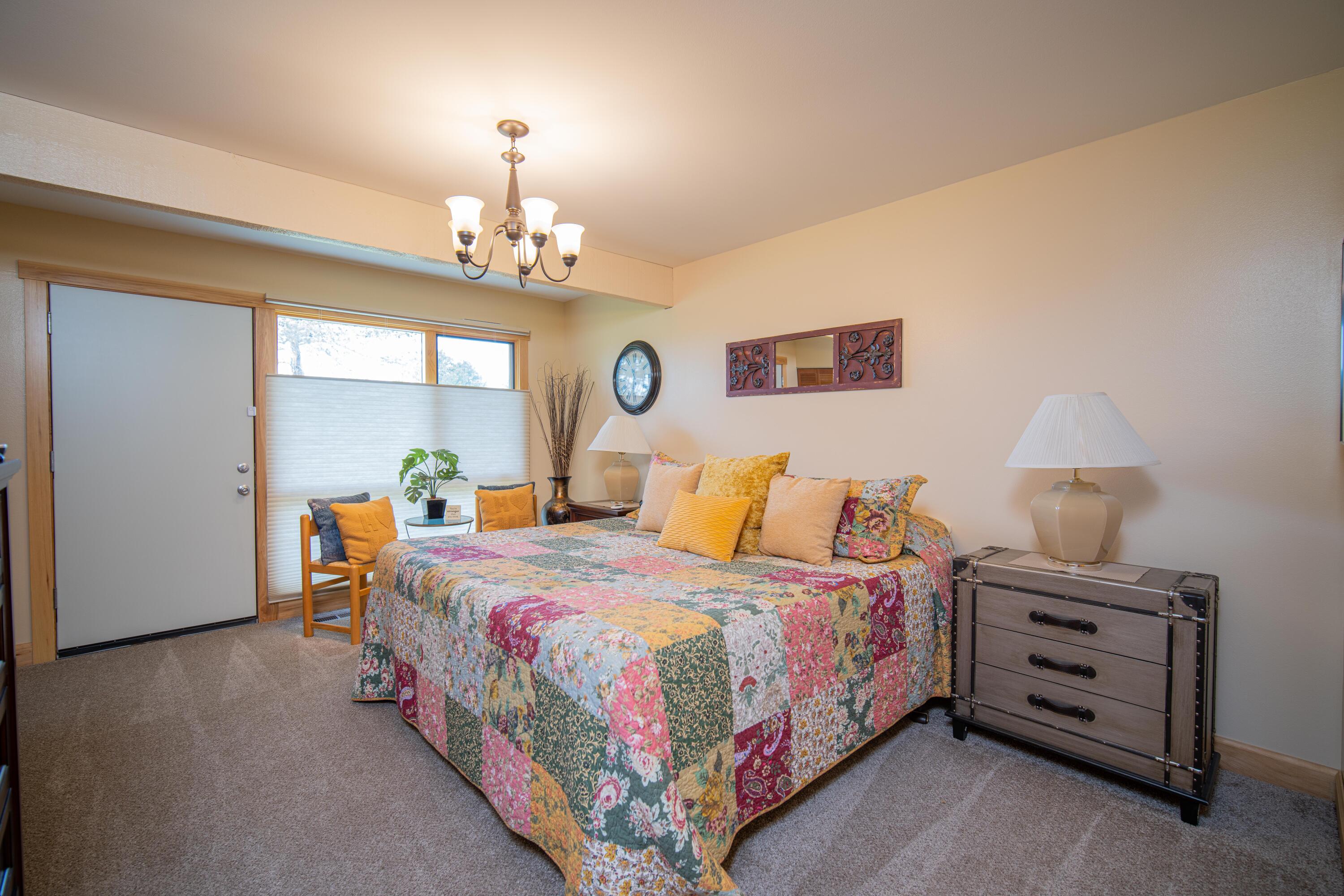 57262 Island Road Sunriver, OR 97707 - Photo 7 of 56 57262 Island Road-07