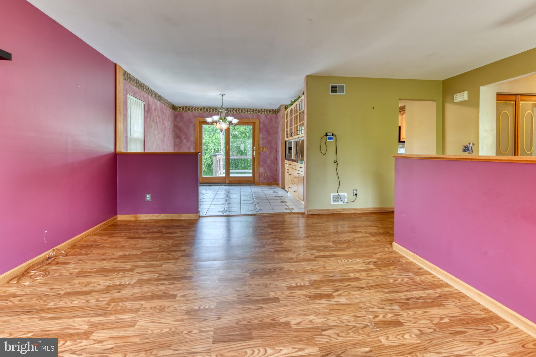 4823 Farming Ridge Boulevard Reading, PA 19606 - Photo 6 of 28 Gallery Image 6