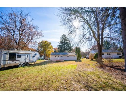 26 Brittany Road Springfield, MA 01151 - Photo 3 of 35