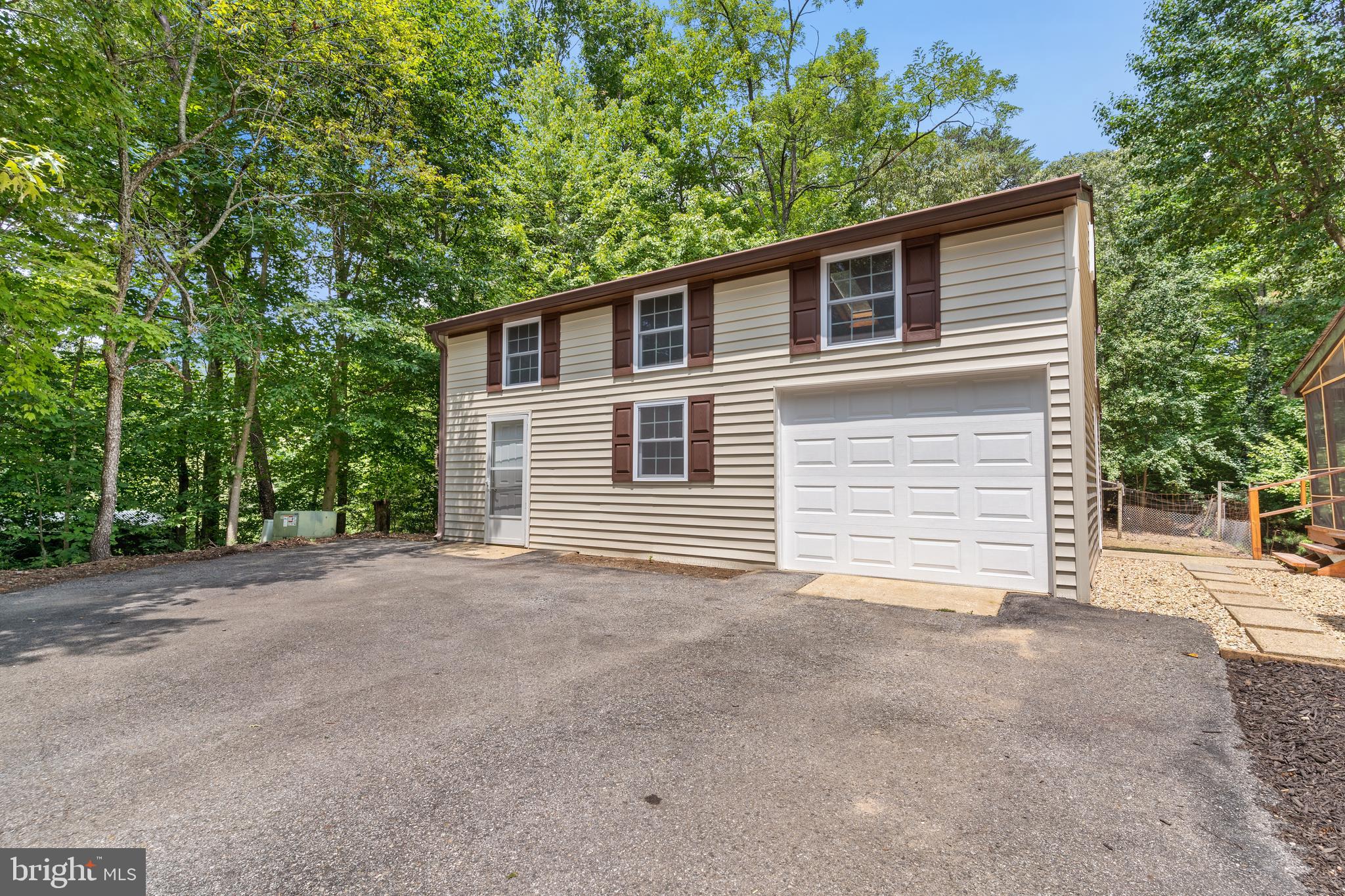 43560 Little Cliffs Road Hollywood, MD 20636 - Photo 34 of 49 Gallery Image 34
