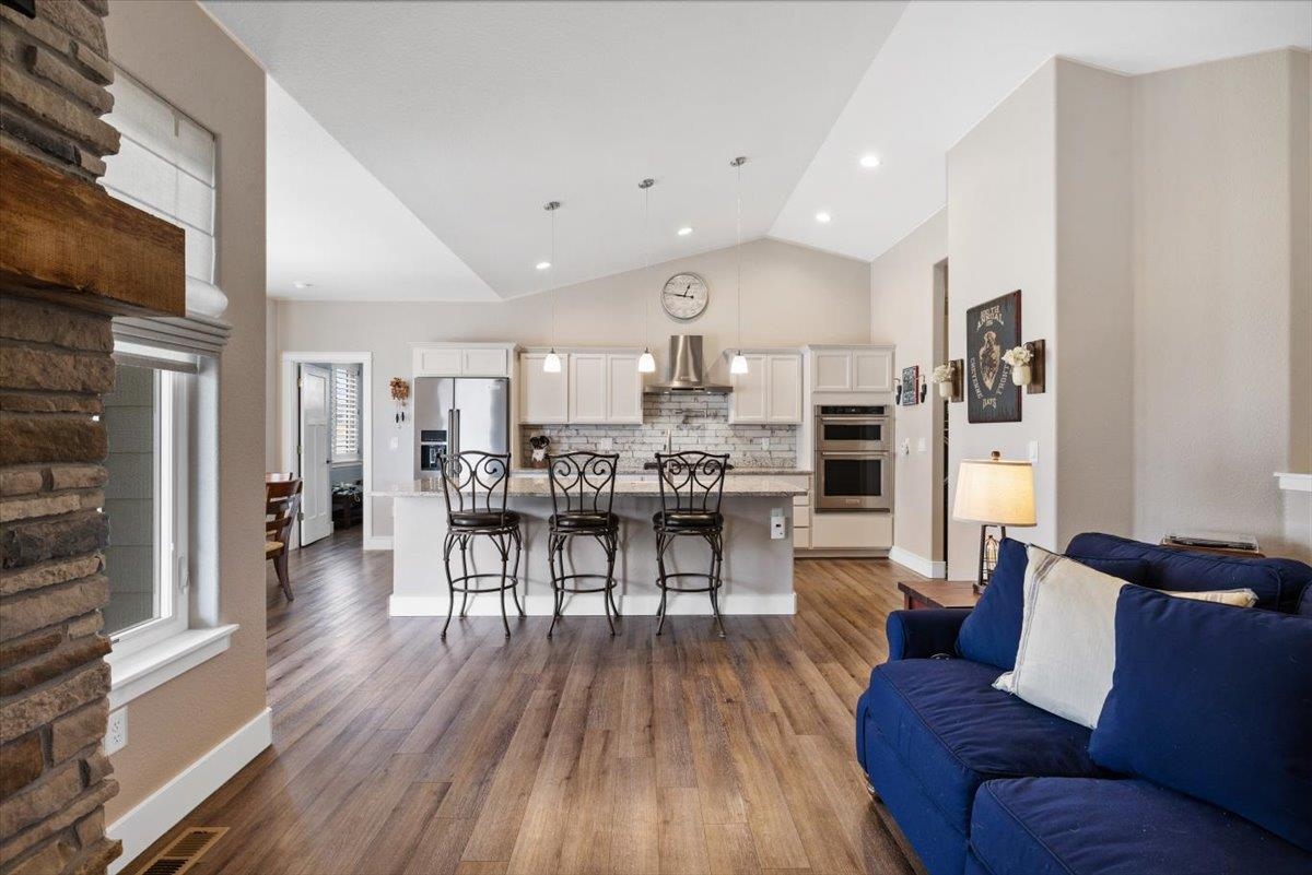 2862 Heathrow Avenue Casper, WY 82609 - Photo 6 of 50