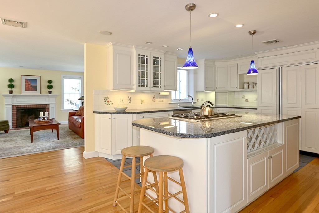 11 Old Weston Road Wayland, MA 01778 - Photo 7 of 21 Gallery Image 7