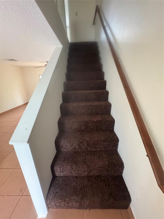 2845 Northeast 15th Street Pompano Beach, FL 33062 - Photo 4 of 9