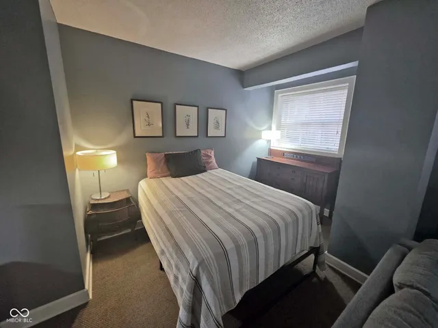 $125,000 | 230 9th Street, Unit 109, Indianapolis, IN 46204