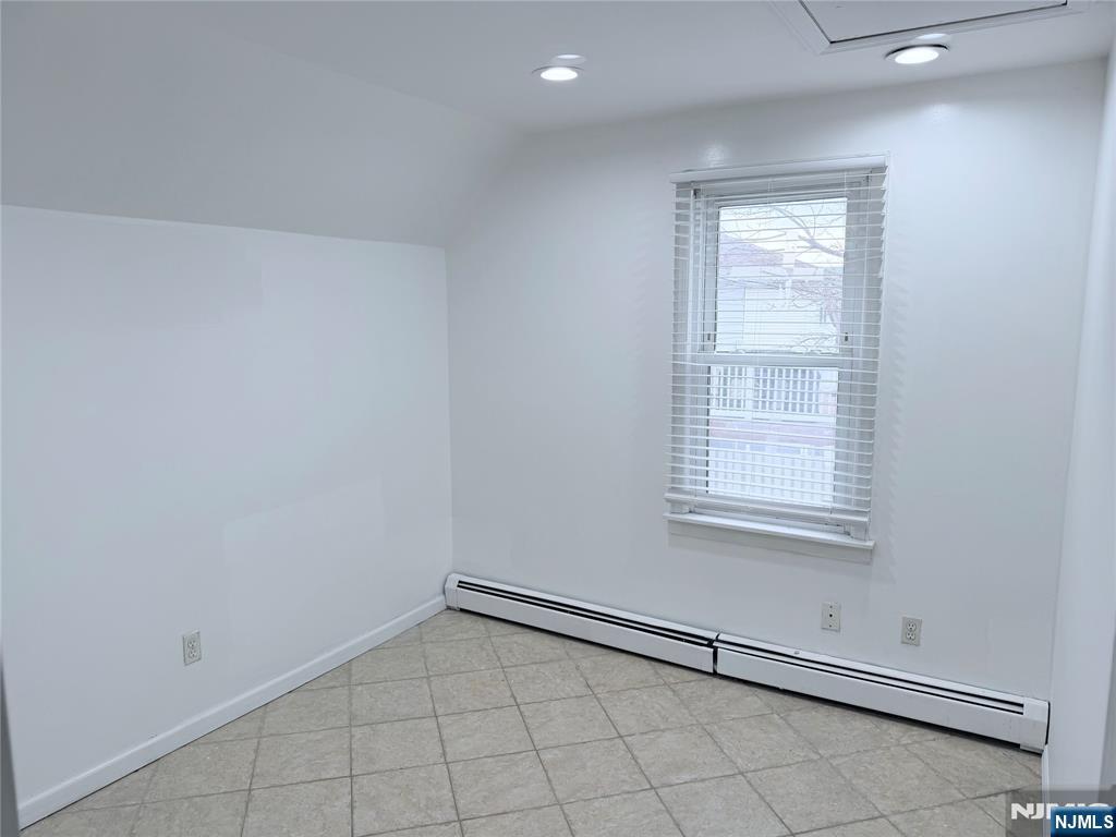 25 College Place Ridgefield Park, NJ 07660 - Photo 16 of 28