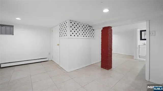 $499,999 | 25 College Place, Ridgefield Park, NJ 07660