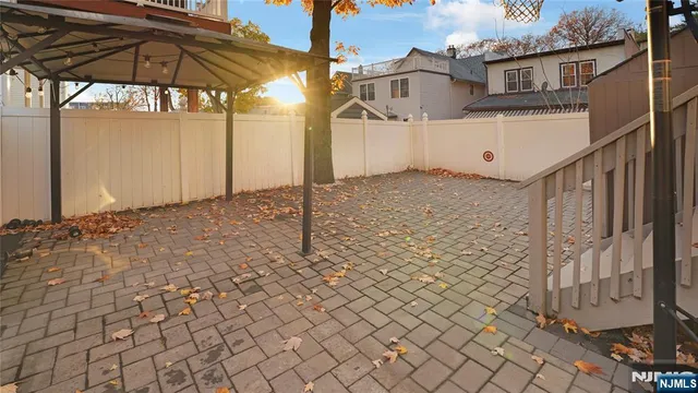 $499,999 | 25 College Place, Ridgefield Park, NJ 07660