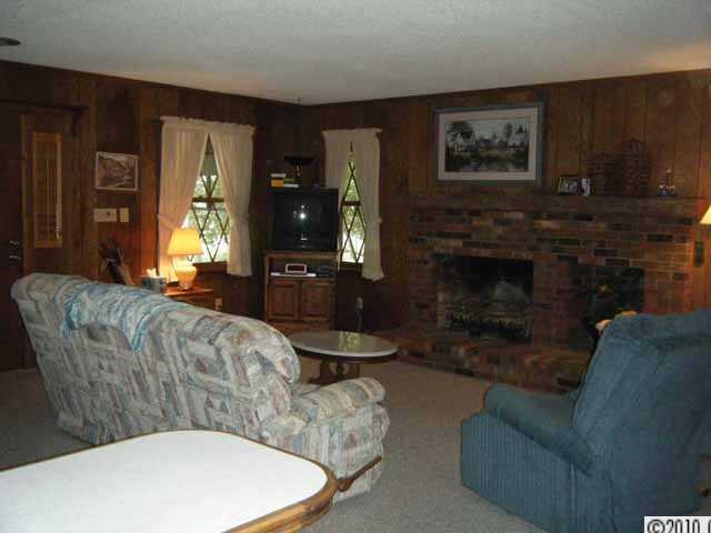 112 Peninsula Road Mount Gilead, NC 27306 - Photo 7 of 16 Gallery Image 7