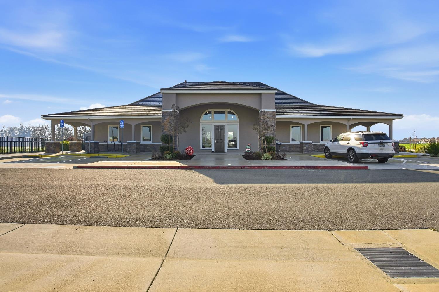 1112 Audrey Court Galt, CA 95632 - Photo 34 of 37 a front view of a house with a yard