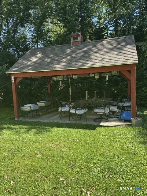 14 Peters Road Trumbull, CT 06611 - Photo 5 of 6