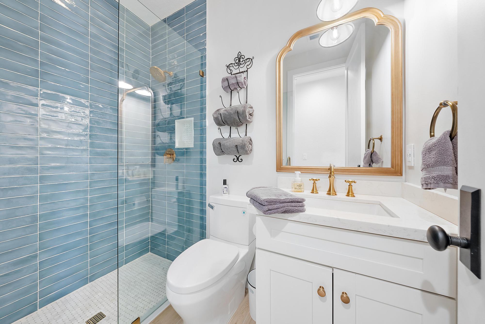 439 Rudder Cay Way Jupiter, FL 33458 - Photo 33 of 76 Guest Bath