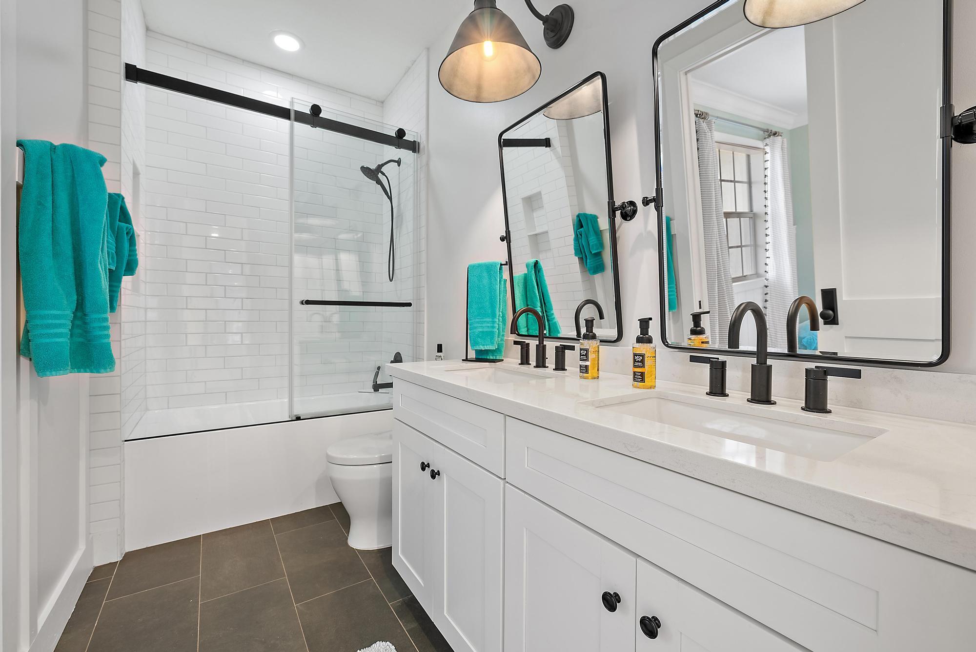 439 Rudder Cay Way Jupiter, FL 33458 - Photo 36 of 76 Guest Bath