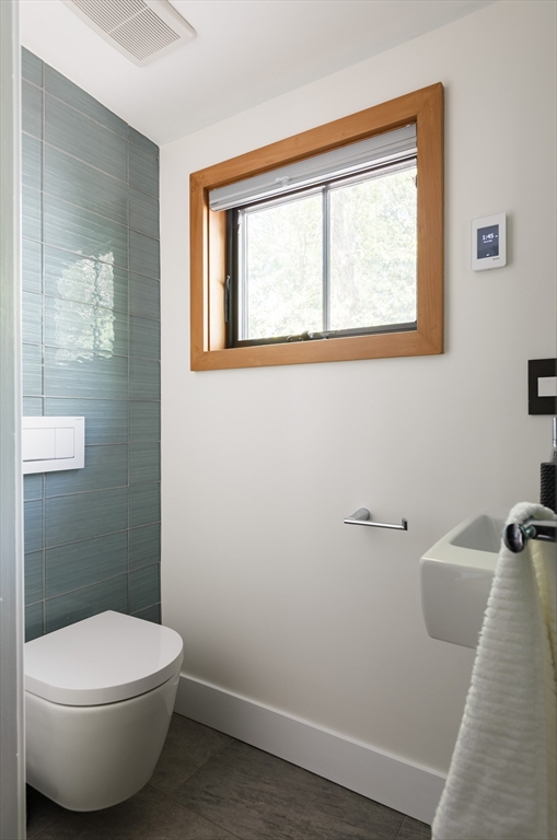 7 Lopez Street, Unit 7 Cambridge, MA 02139 - Photo 25 of 28