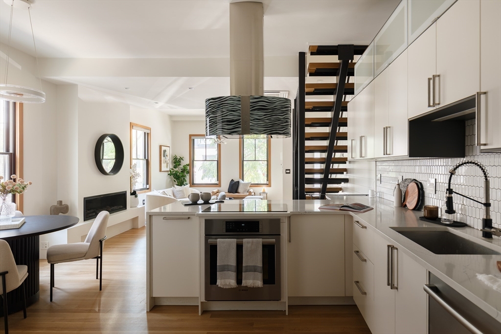 7 Lopez Street, Unit 7 Cambridge, MA 02139 - Photo 7 of 28