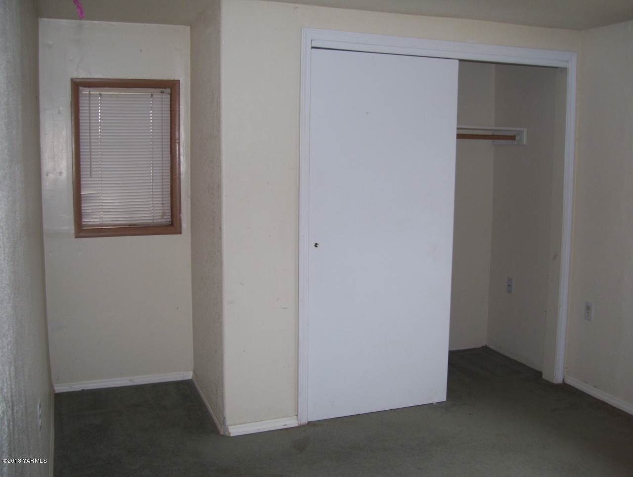 166902 West Johnson Road Prosser, WA 99350 - Photo 13 of 29 a view of an empty room