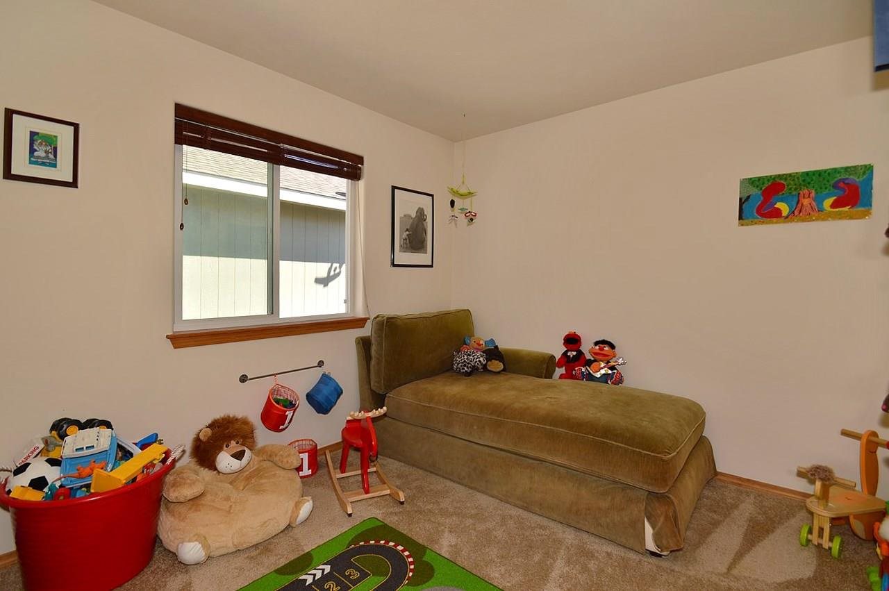 707 East Silver Pine Road Colbert, WA 99005 - Photo 14 of 20 Gallery Image 14