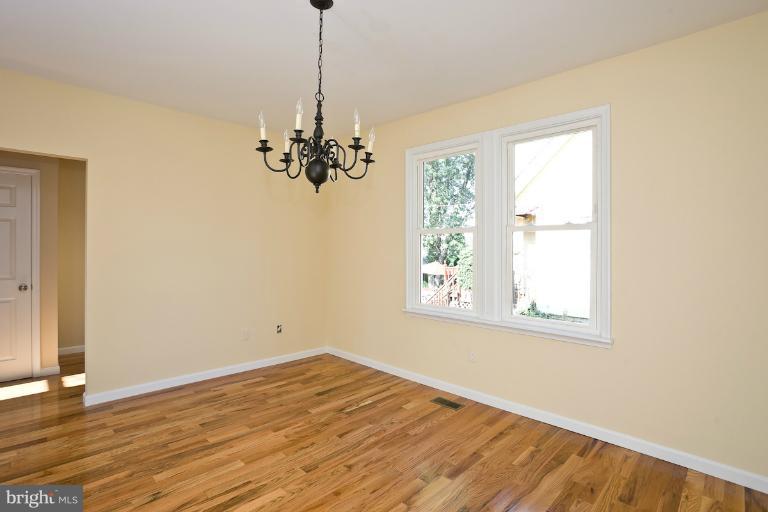 607 Tunbridge Road Baltimore, MD 21212 - Photo 4 of 30 Dining Room