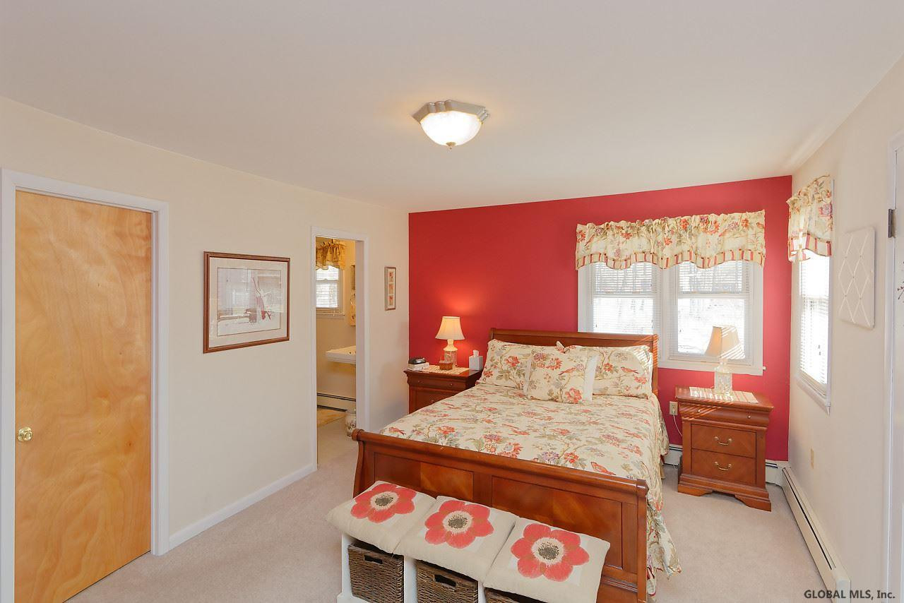 119 Guideboard Road Halfmoon, NY 12188 - Photo 10 of 19 Photo 10