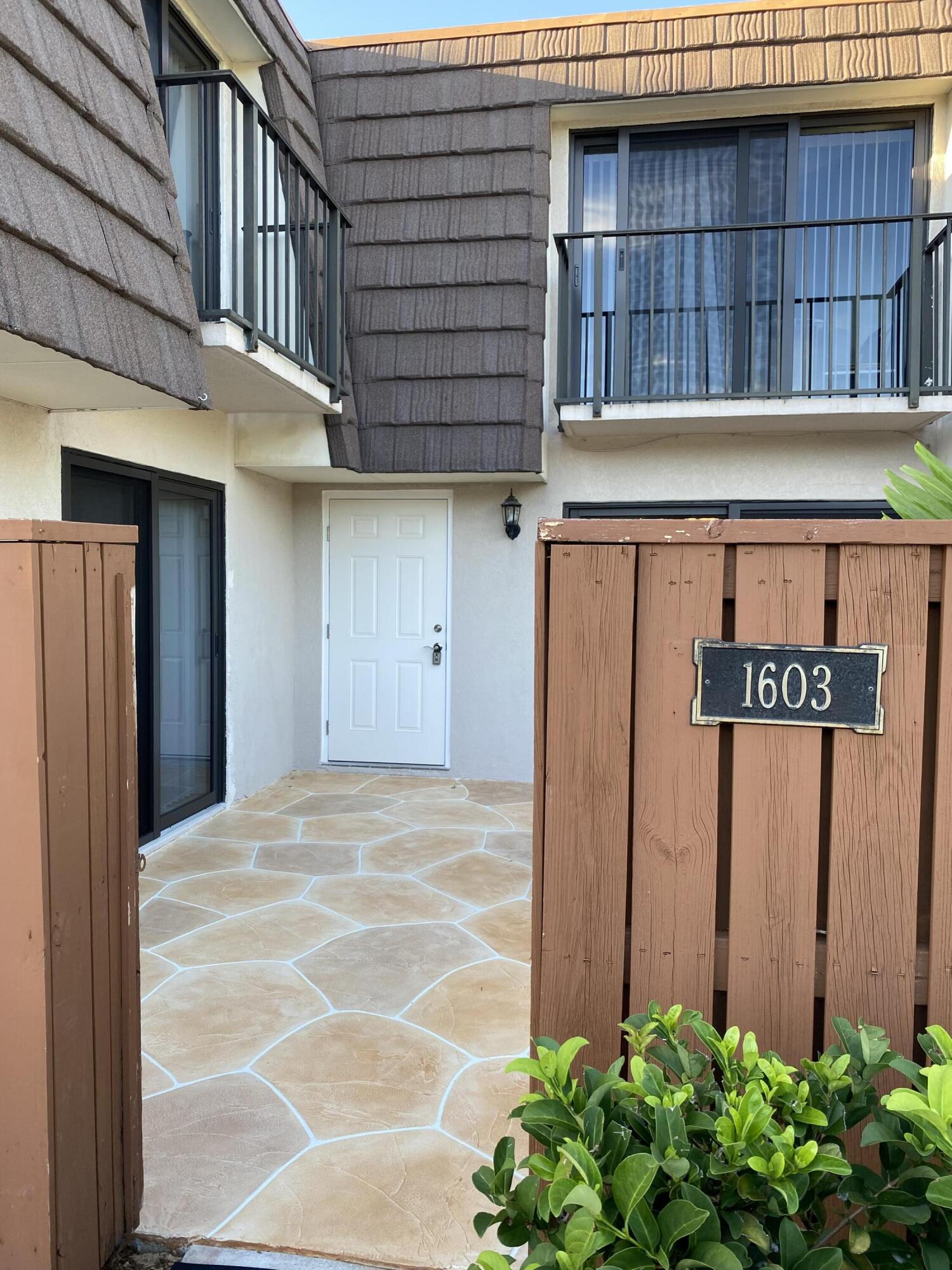 1603 16th Court Jupiter, FL 33477 - Photo 29 of 31 IMG_0375